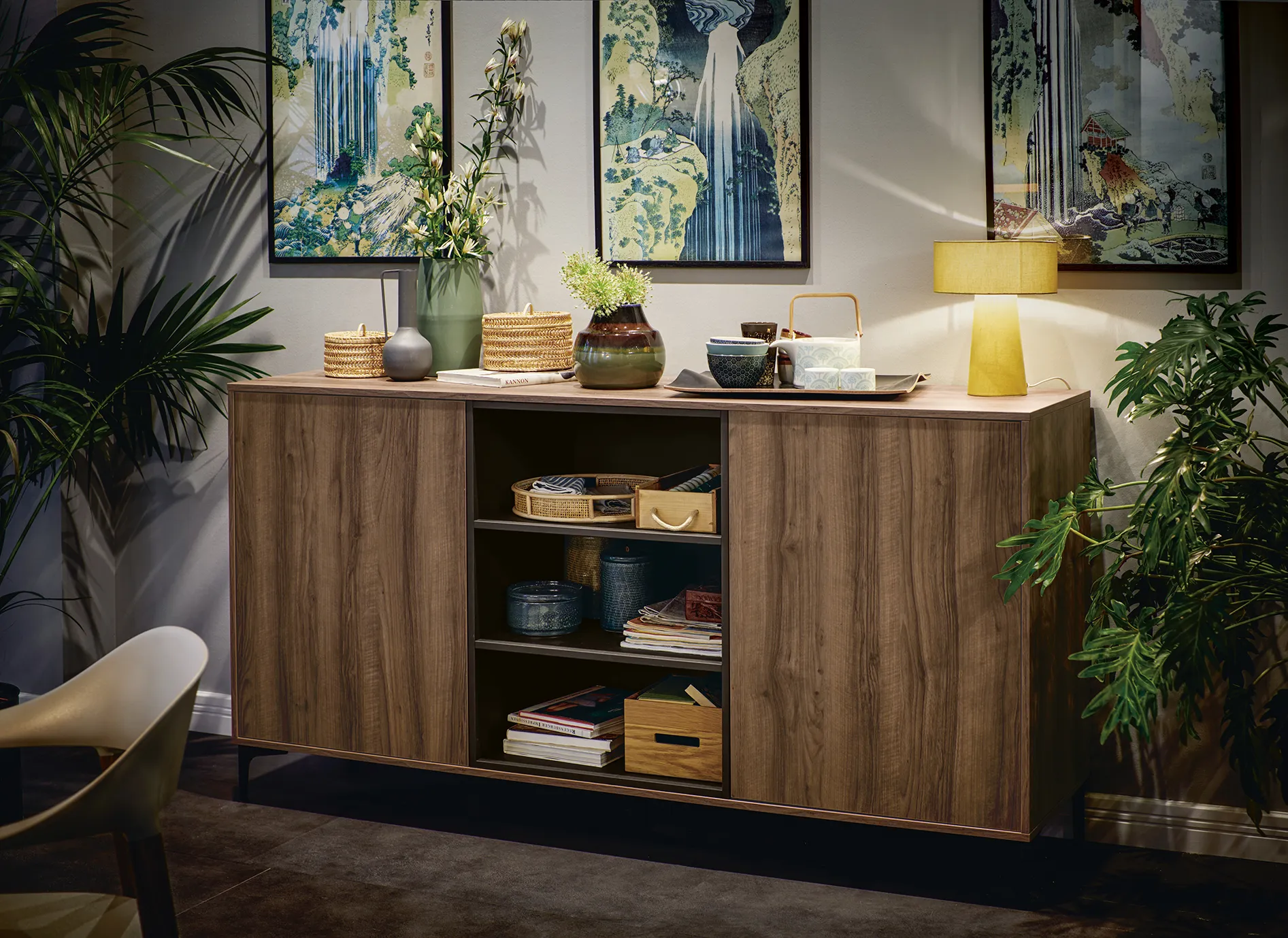 ARP-L490P_Sideboard_2022.webp